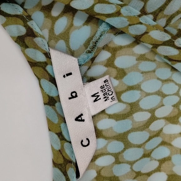 CAbi Blouse 602 Size Medium Pebble Blue Green Print Sheer Flowy Shirt Sleeve - Picture 8 of 12